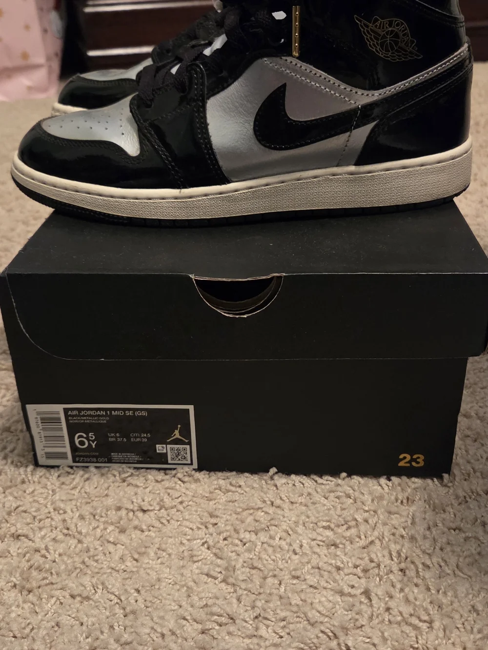 Air Jordan 1 MID SE (GS)